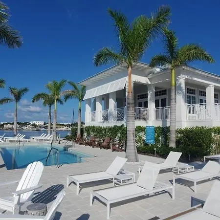 Villa Oceans Edge Clubhouse